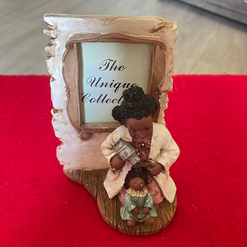 The Unique Collection Picture Frame-.Beauty Shop Theme-2”x 3” Photo Frame Size